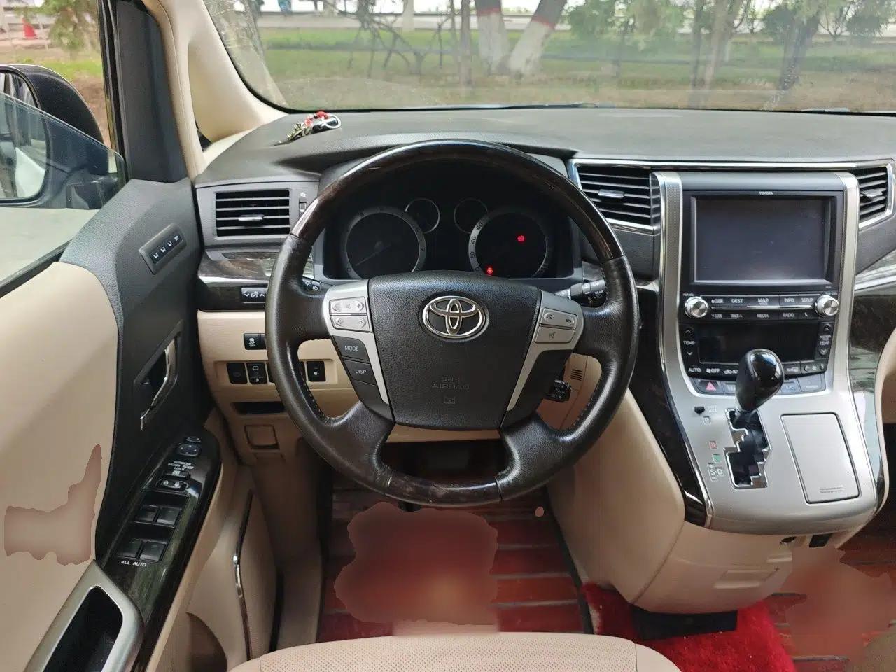 Toyota Alphard 2012 3.5L Luxury Edition — миниатюра 10