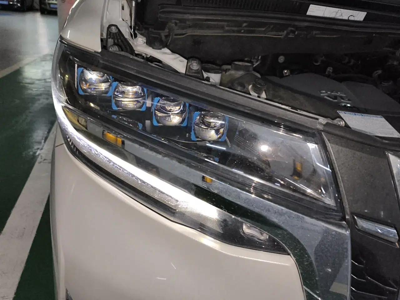 Toyota Alphard 2018 Revised Version 3.5L Premium Edition — миниатюра 7
