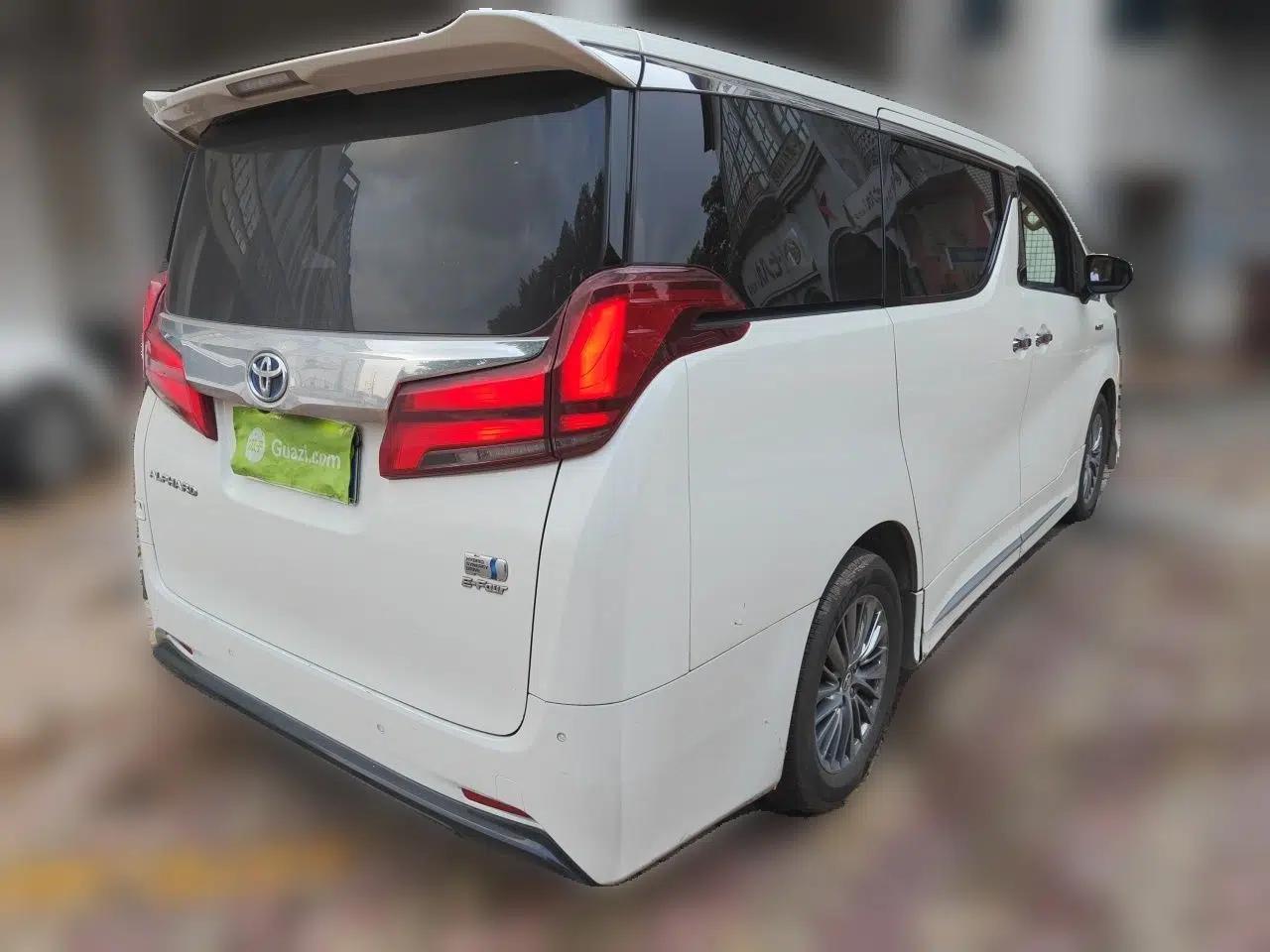 Toyota Alphard 2021 Dual-Engine 2.5L Luxury Edition — миниатюра 6