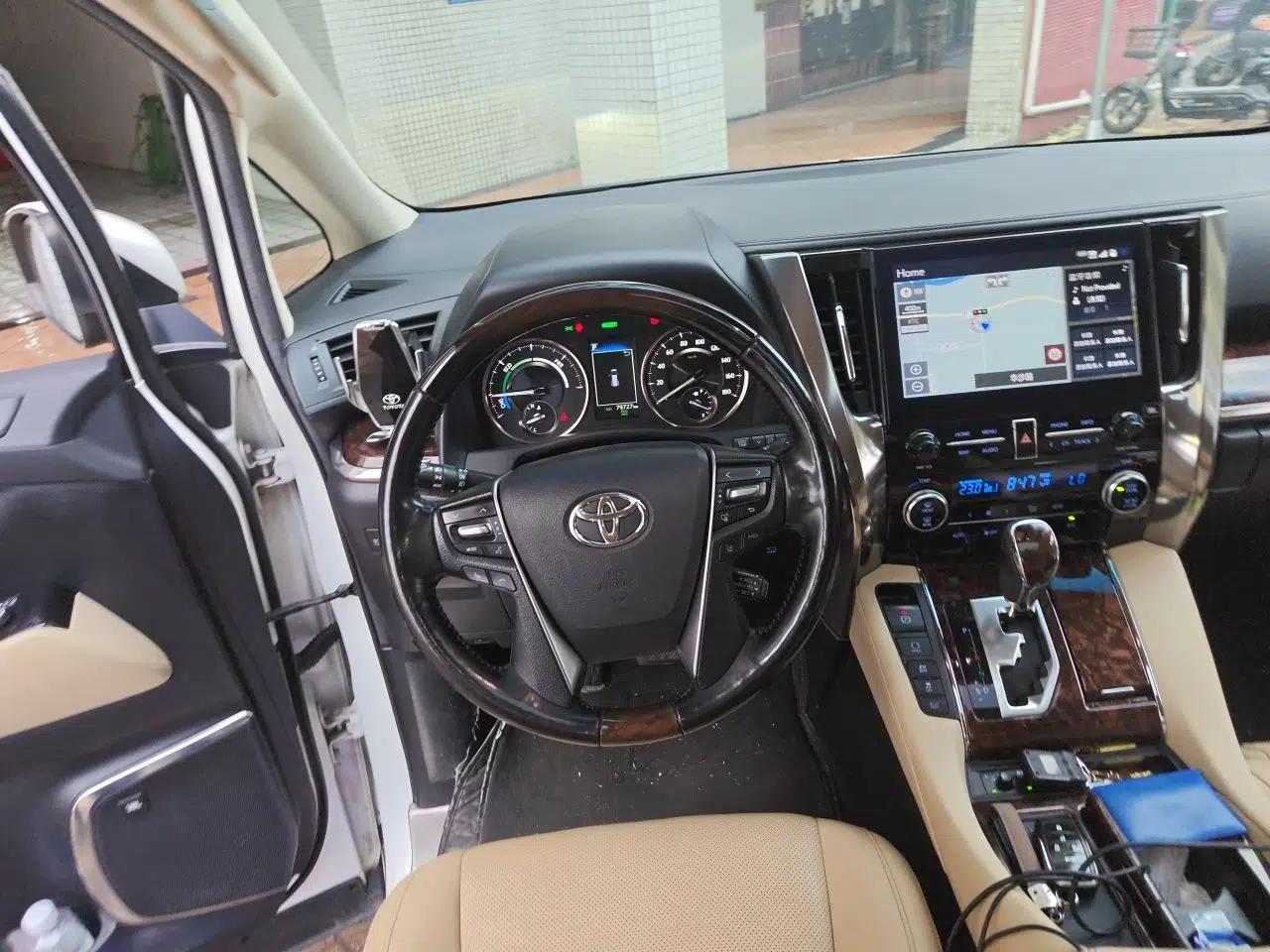 Toyota Alphard 2021 Dual-Engine 2.5L Luxury Edition — миниатюра 10