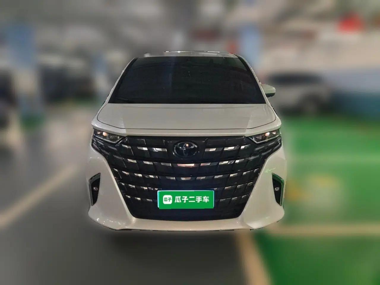 Toyota Alphard 2024 Dual-Engine 2.5L Prestige Edition — миниатюра 2