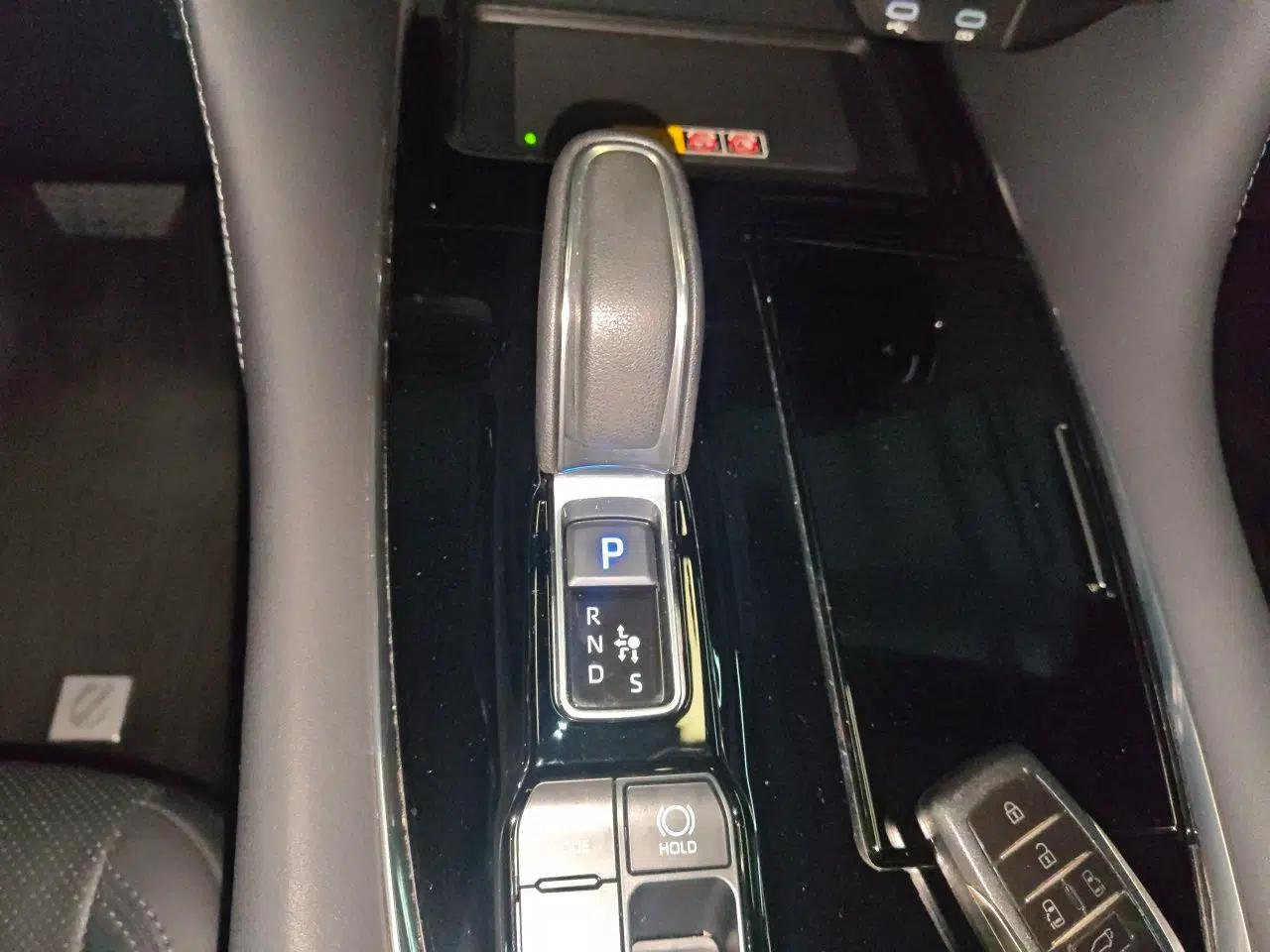 Toyota Alphard 2024 Dual-Engine 2.5L Prestige Edition — миниатюра 14