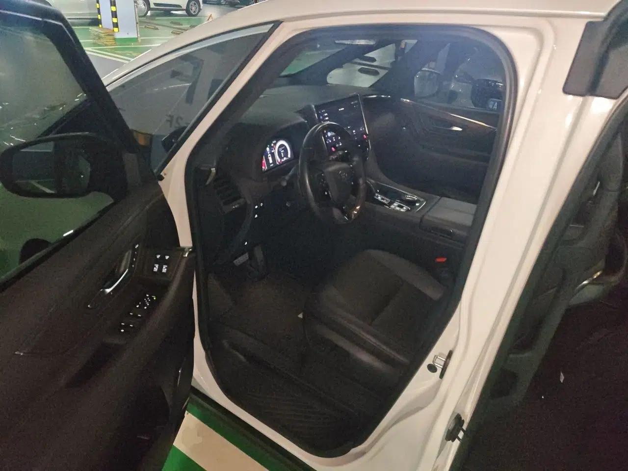 Toyota Alphard 2024 Dual-Engine 2.5L Prestige Edition — миниатюра 16