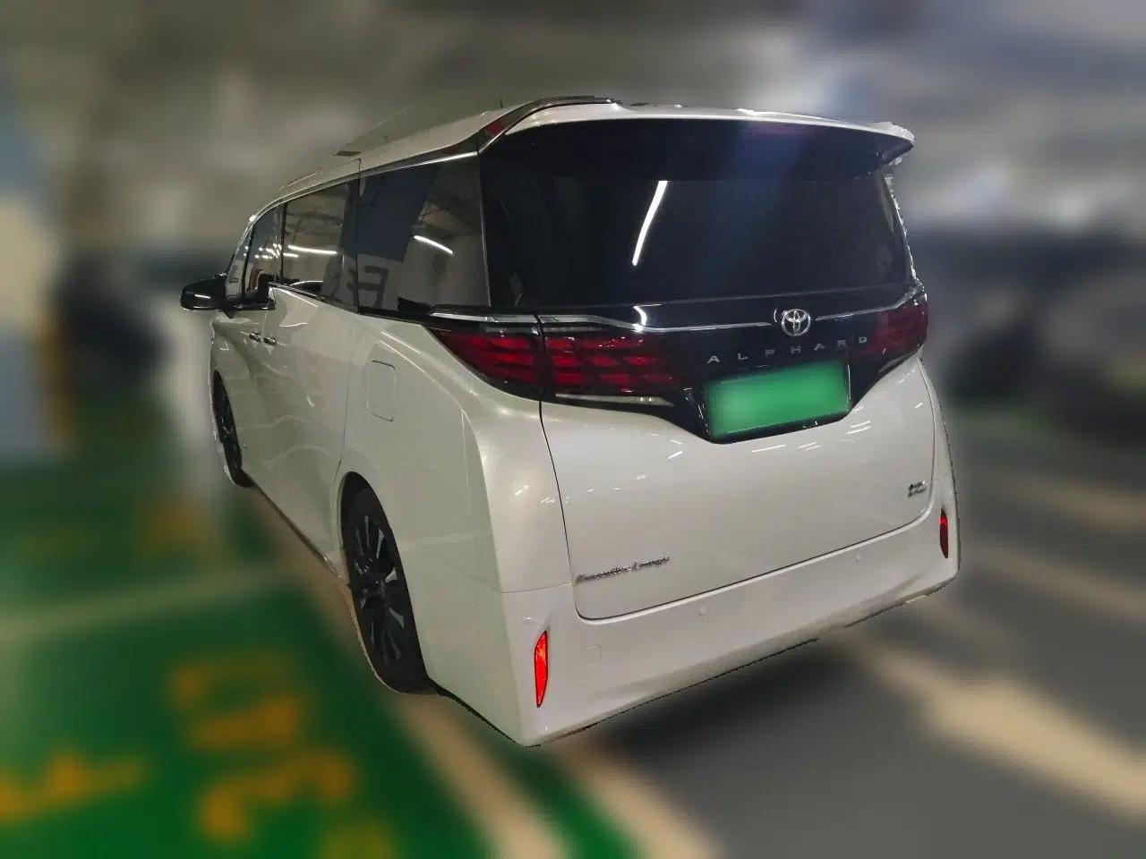 Toyota Alphard 2024 Dual-Engine 2.5L Prestige Edition — миниатюра 4