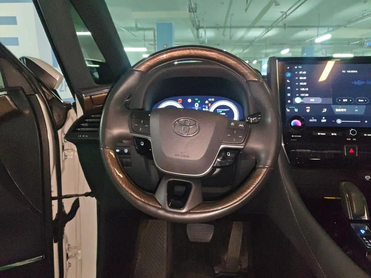 Toyota Alphard 2024 Dual-Engine 2.5L Prestige Edition — миниатюра 10