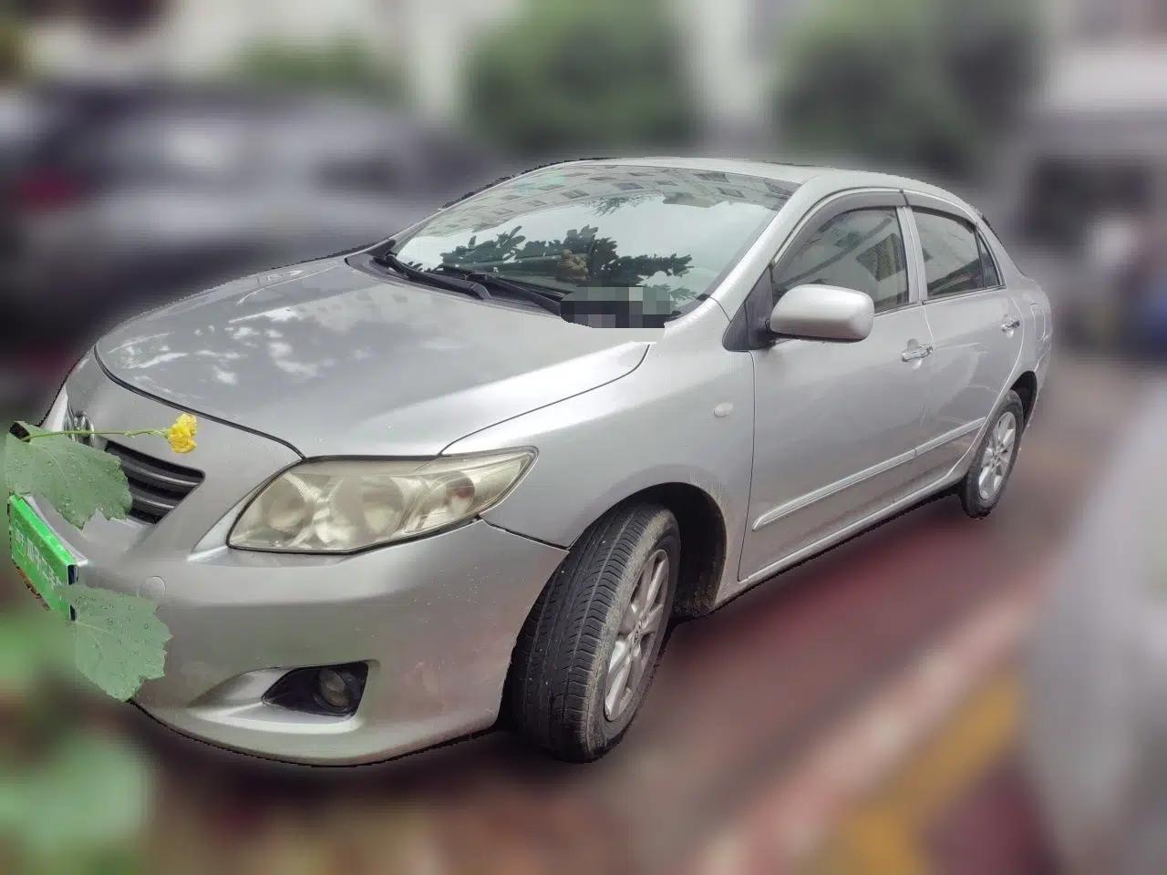 Toyota Corolla 2009 1.6L Manual GL Sunroof Special Edition — миниатюра 1