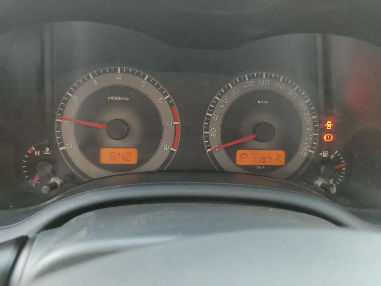 Toyota Corolla 2011 1.6L Automatic GL — миниатюра 11