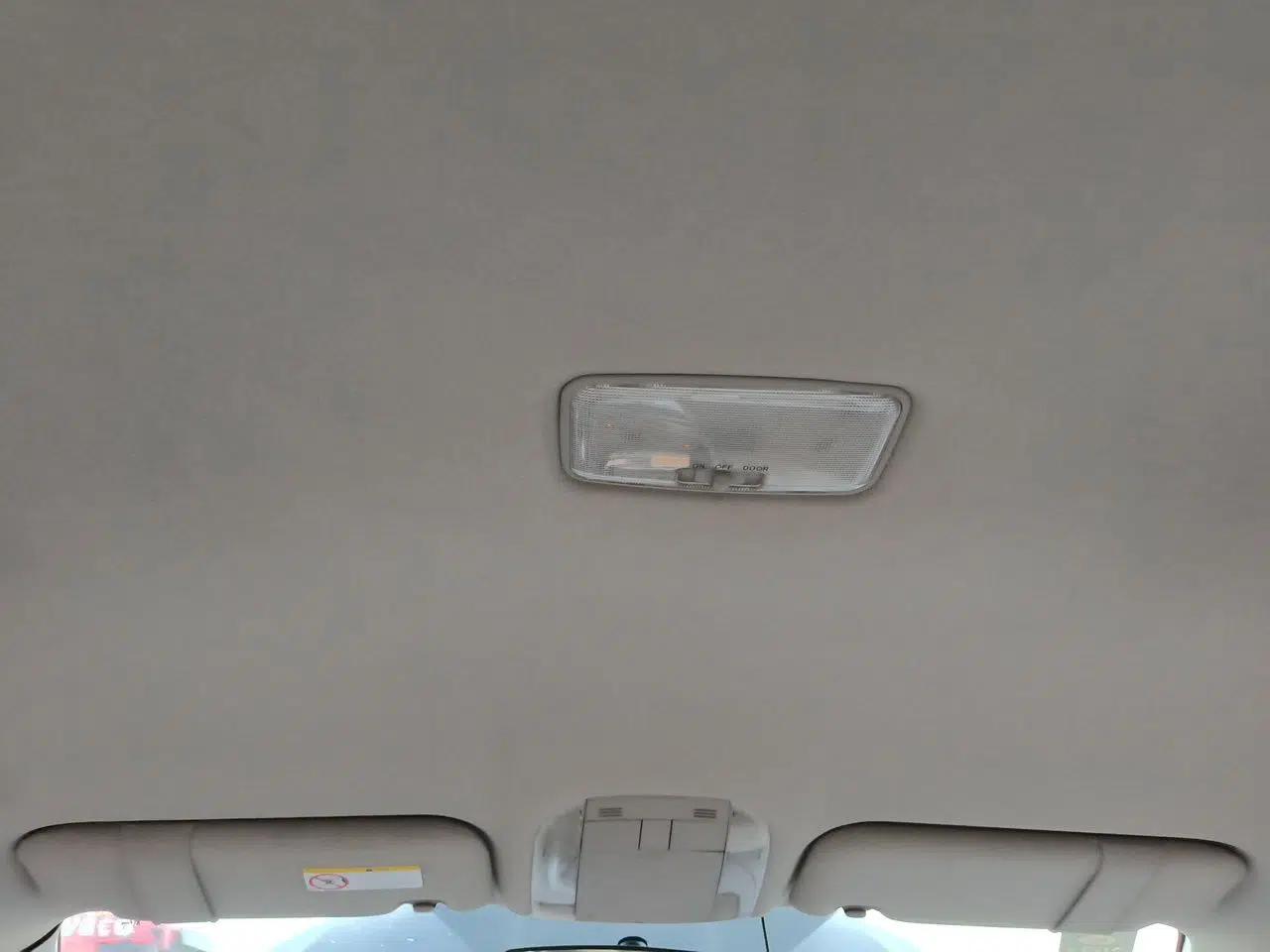 Toyota Corolla 2011 1.6L Automatic GL — миниатюра 18