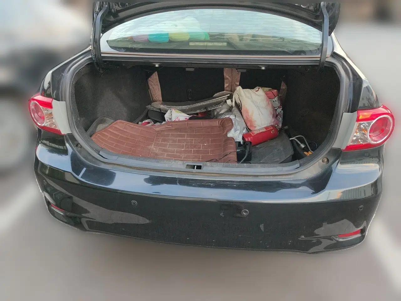 Toyota Corolla 2011 1.6L Automatic GL — миниатюра 19