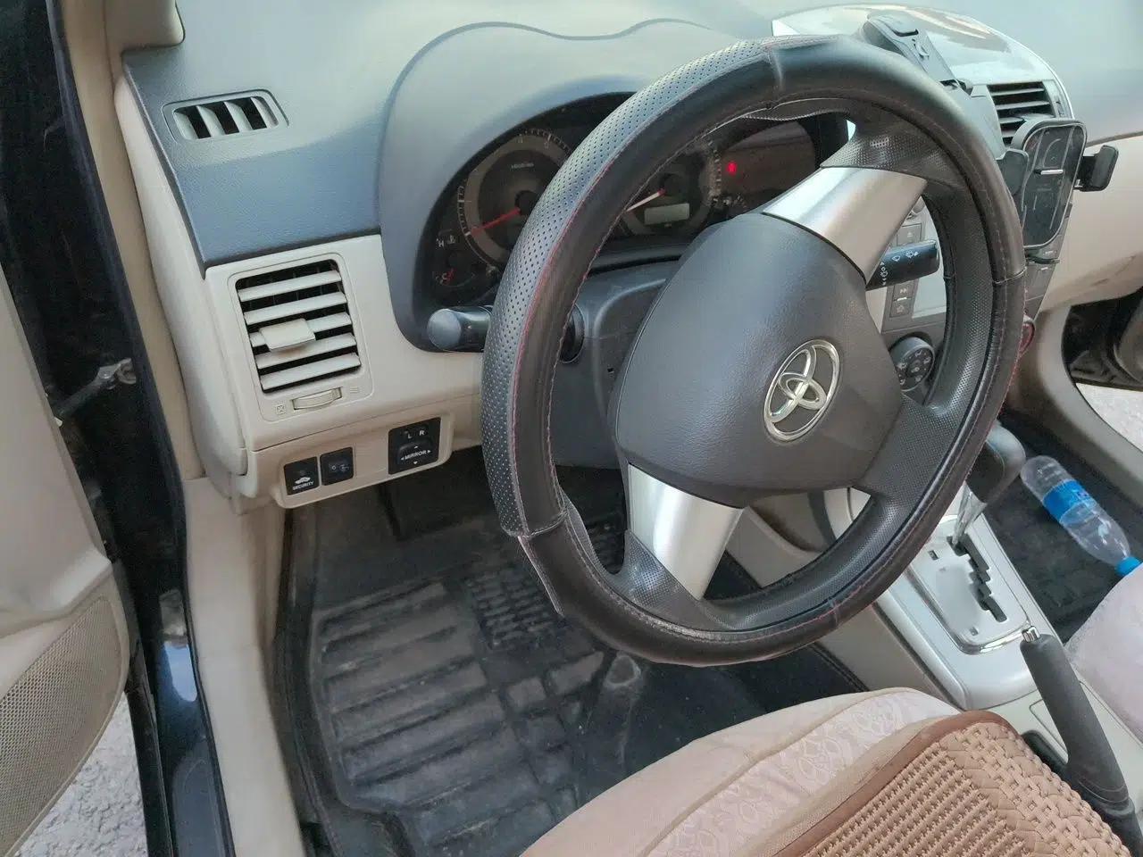 Toyota Corolla 2011 1.6L Automatic GL — миниатюра 10