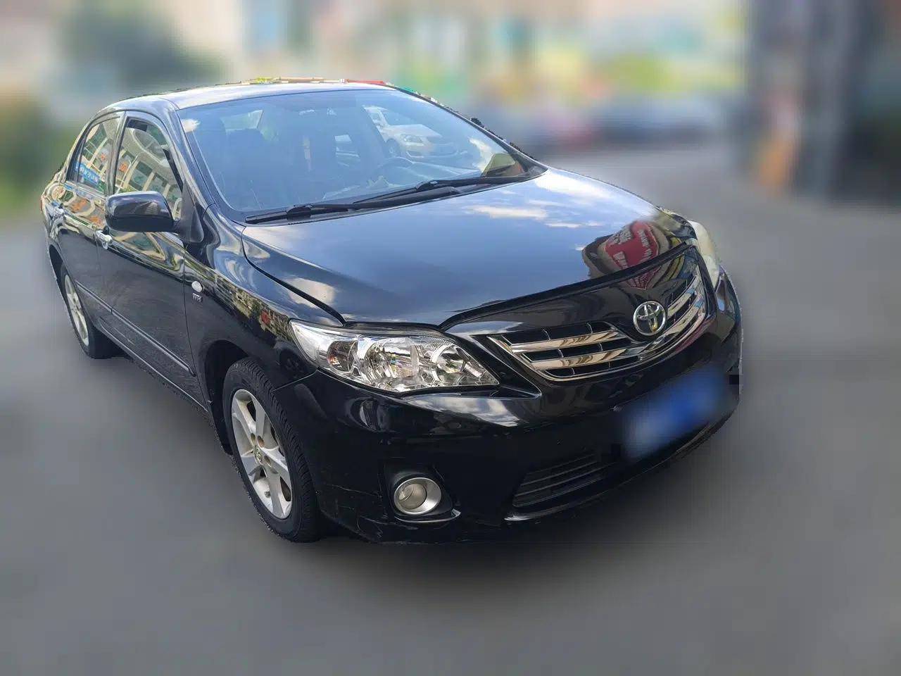 Toyota Corolla 2011 1.8L CVT GL-i — миниатюра 3