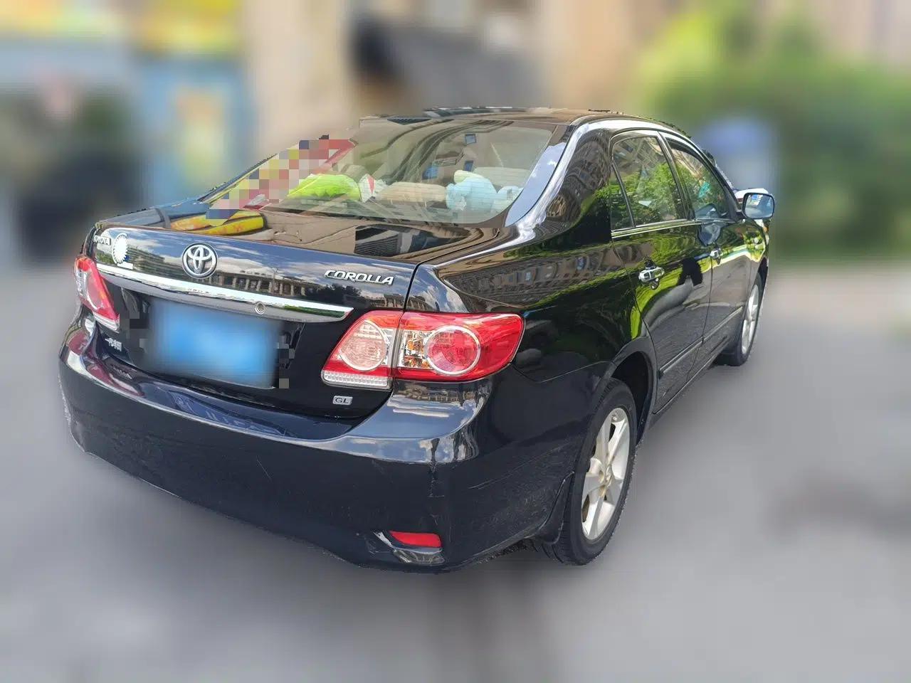 Toyota Corolla 2011 1.8L CVT GL-i — миниатюра 6