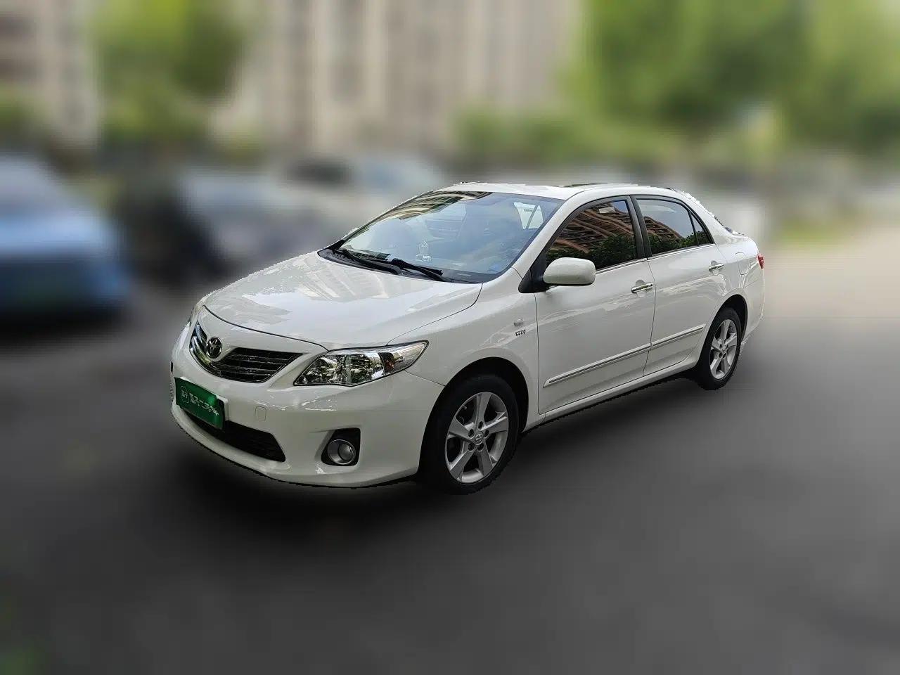 Toyota Corolla 2011 1.8L CVT GL-i Commemorative Edition — миниатюра 1