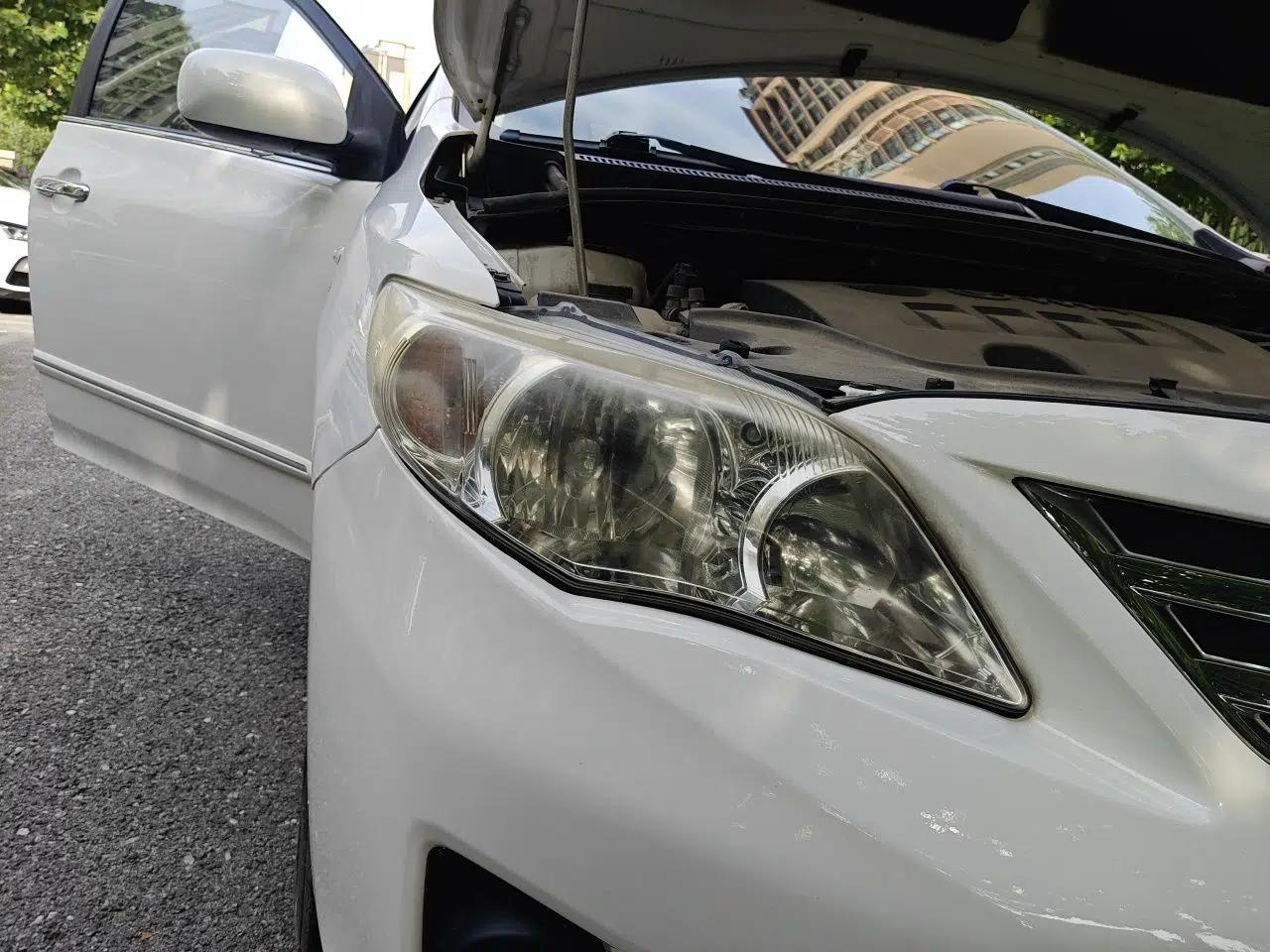 Toyota Corolla 2011 1.8L CVT GL-i Commemorative Edition — миниатюра 7