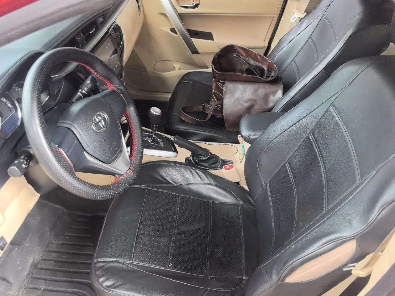 Toyota Corolla 2014 1.6L CVT GL — миниатюра 15