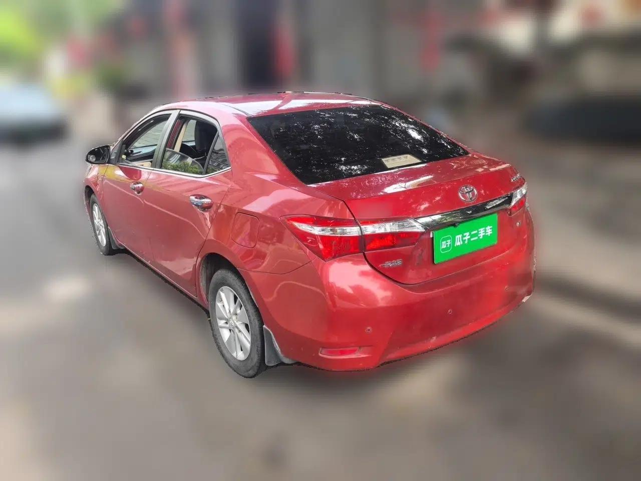 Toyota Corolla 2014 1.6L CVT GL — миниатюра 4