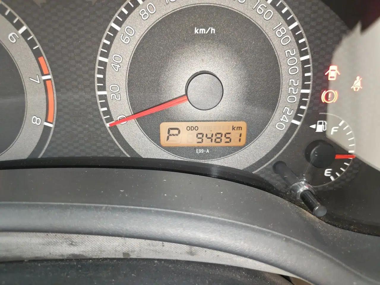 Toyota Corolla 2011 1.8L CVT GL-i — миниатюра 12