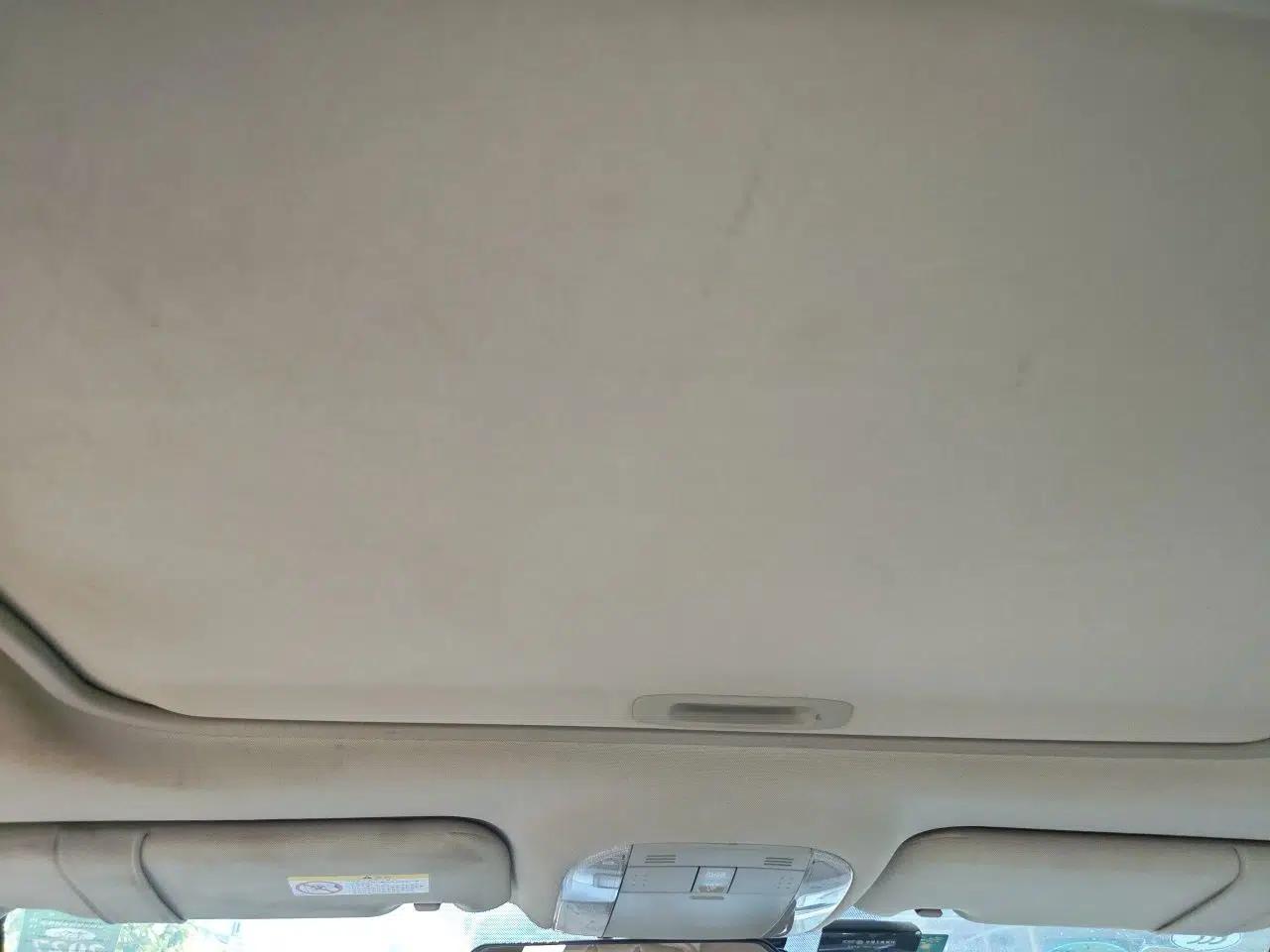 Toyota Corolla 2011 1.8L CVT GL-i — миниатюра 18