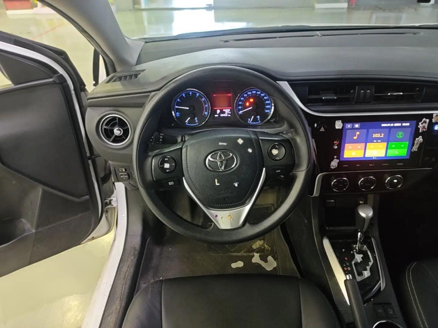 Toyota Corolla 2017 Revised Version 1.2T S-CVT GL-i — миниатюра 13