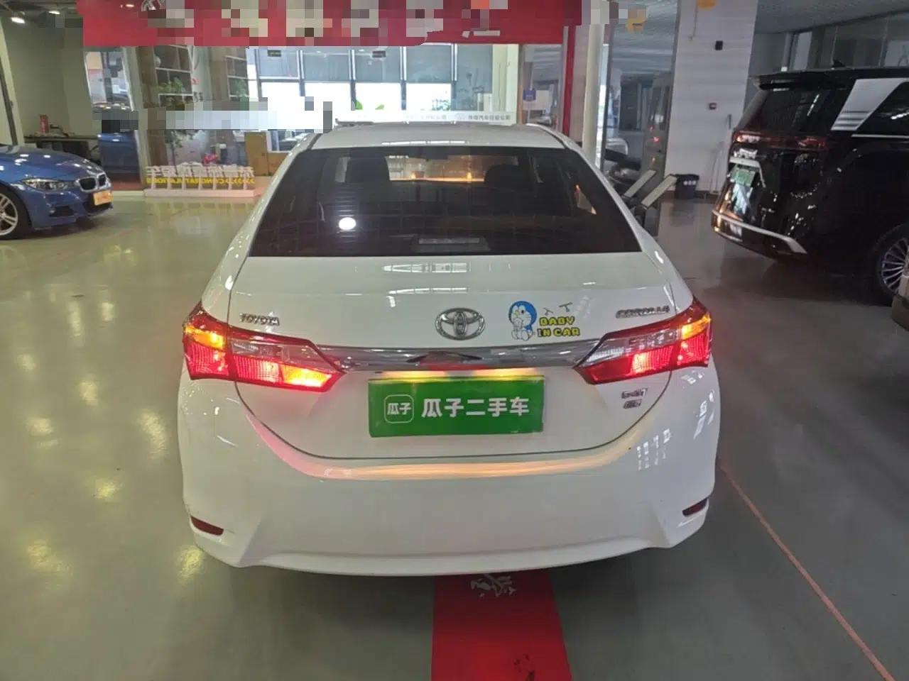 Toyota Corolla 2017 Revised Version 1.2T S-CVT GL-i — миниатюра 5