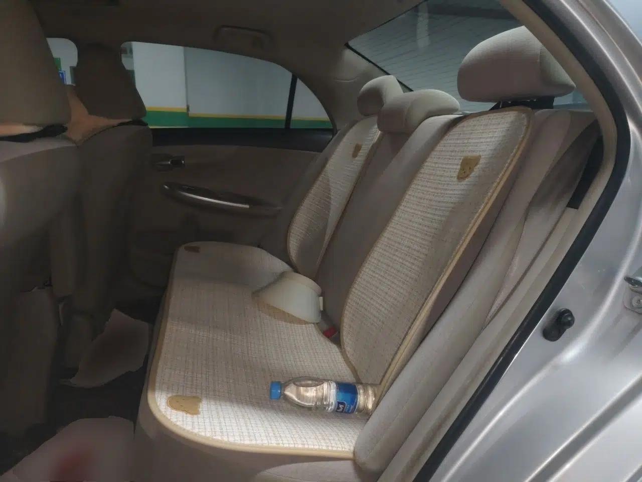 Toyota Corolla 2013 Special Edition 1.6L Automatic Cool GL Model — миниатюра 17