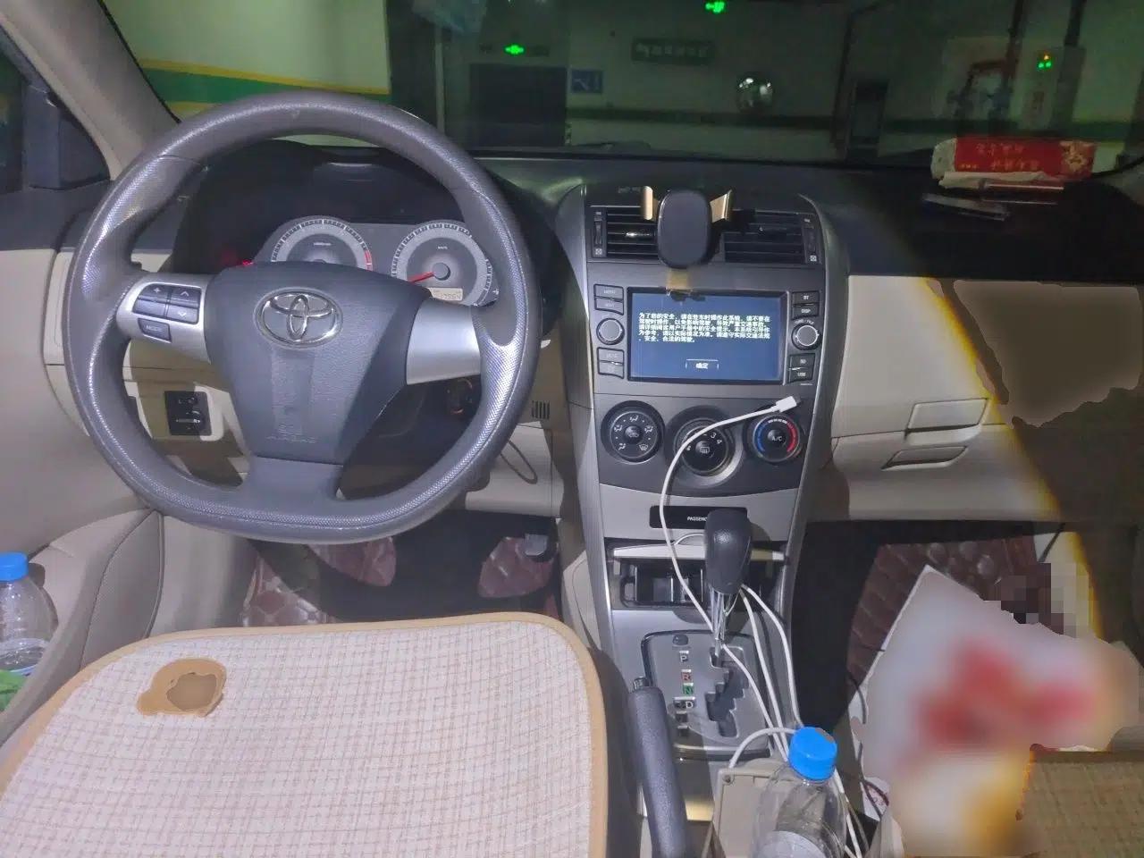 Toyota Corolla 2013 Special Edition 1.6L Automatic Cool GL Model — миниатюра 9