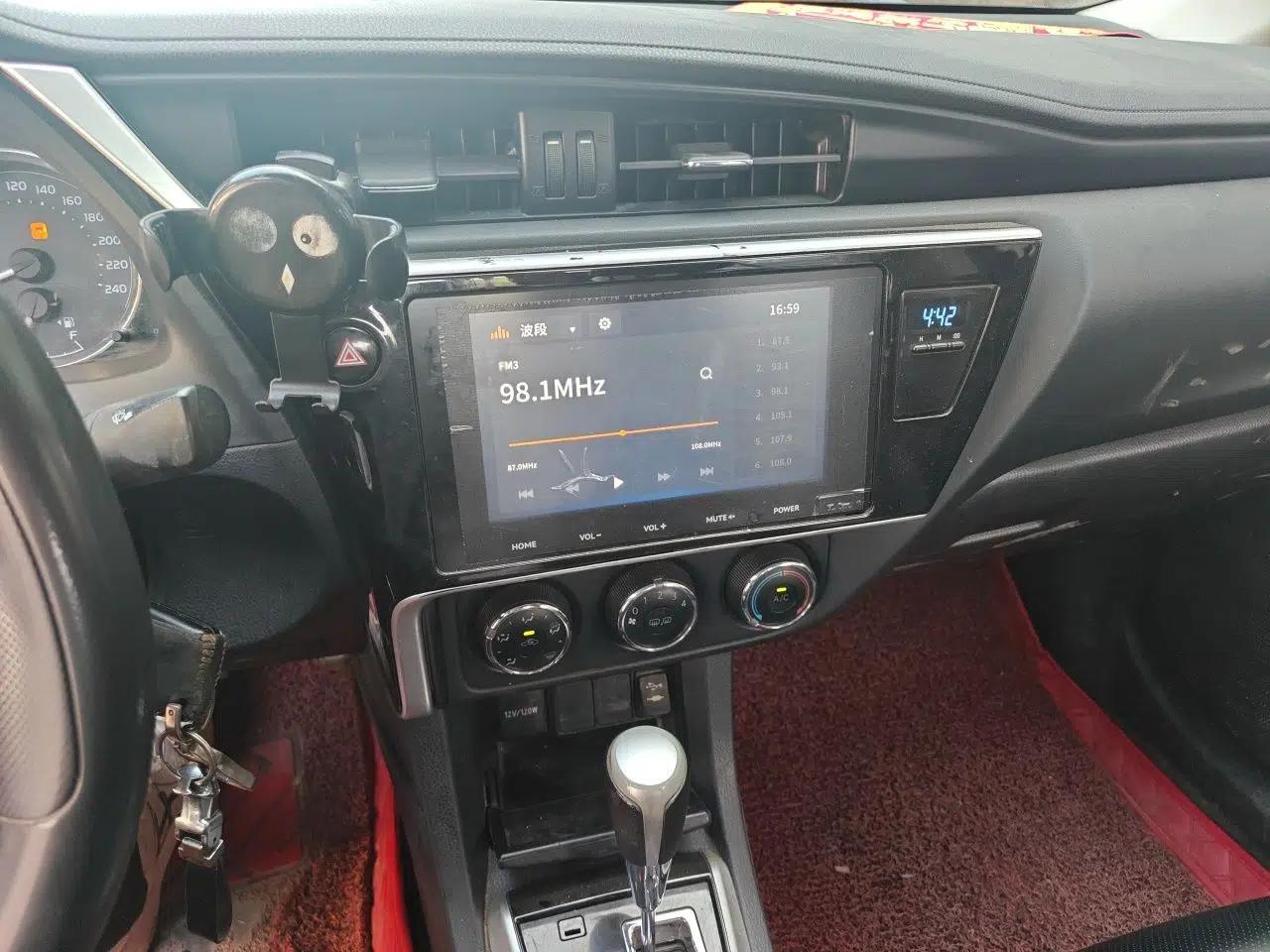 Toyota Corolla 2017 Revised Version 1.2T S-CVT GL-i — миниатюра 13
