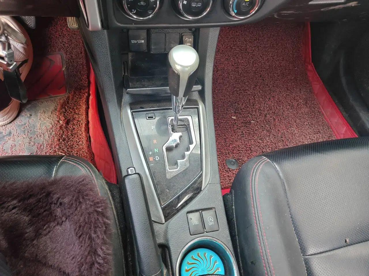 Toyota Corolla 2017 Revised Version 1.2T S-CVT GL-i — миниатюра 14