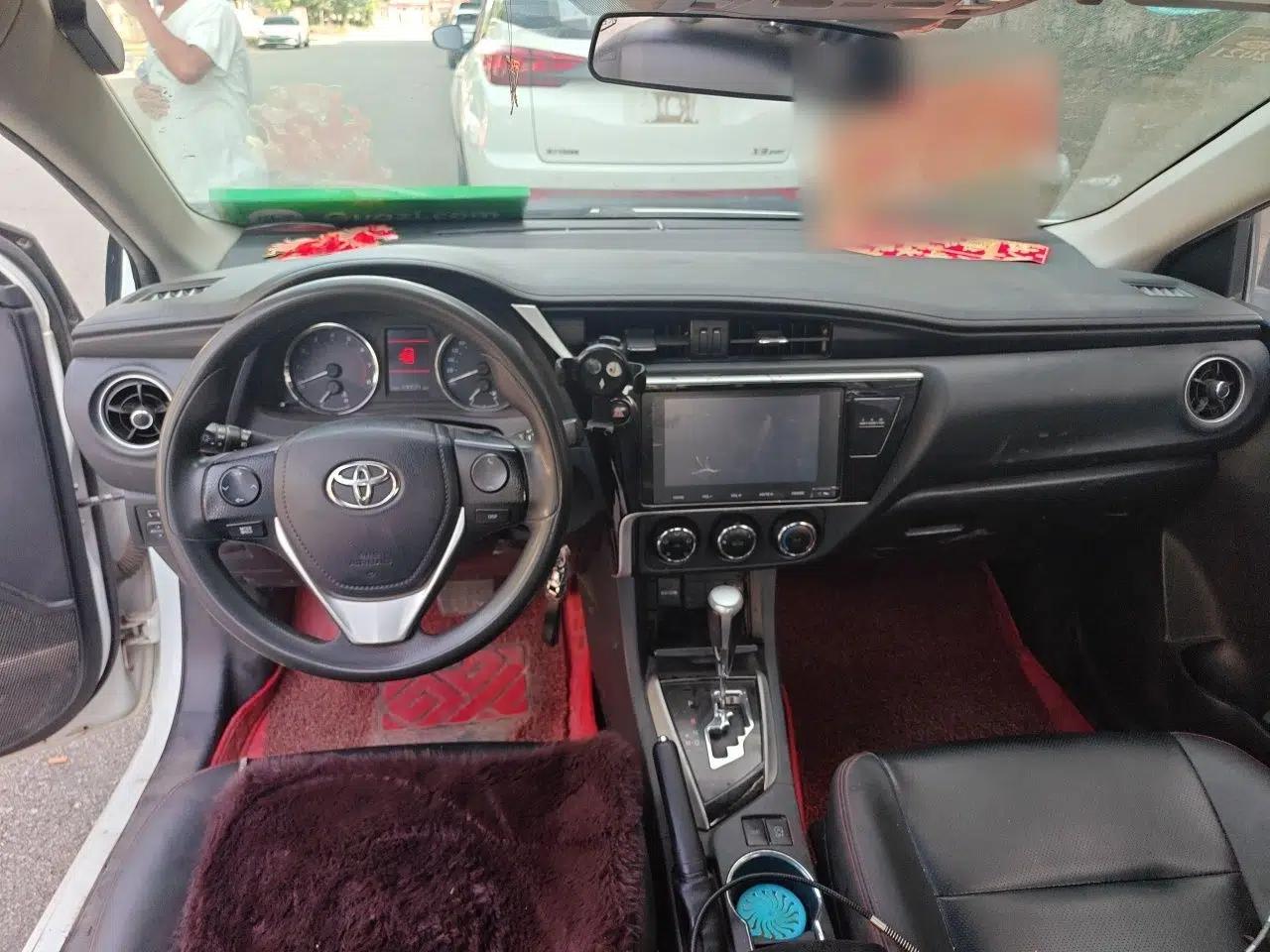 Toyota Corolla 2017 Revised Version 1.2T S-CVT GL-i — миниатюра 9