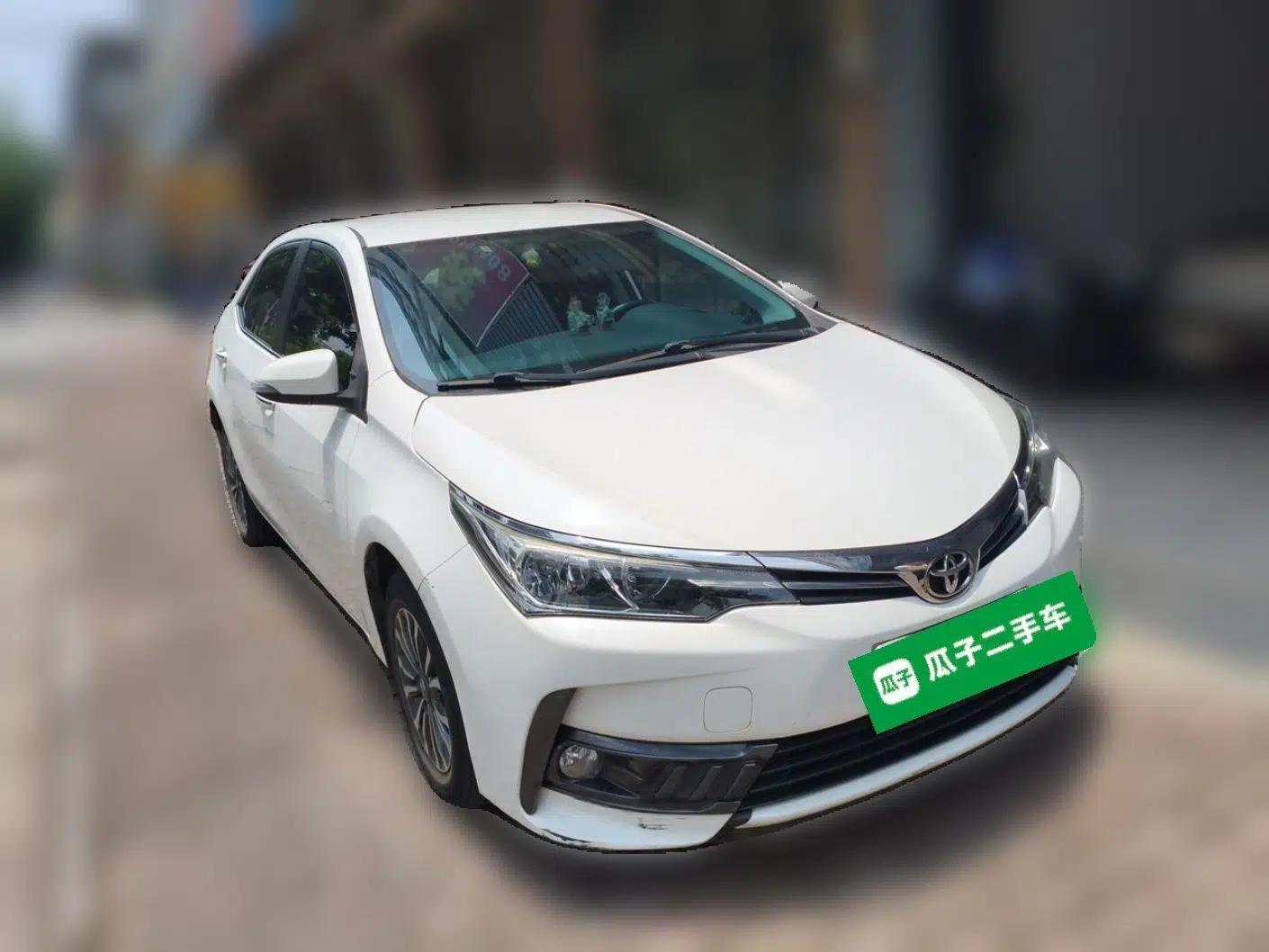 Toyota Corolla 2017 Revised Version 1.2T S-CVT GL — миниатюра 3
