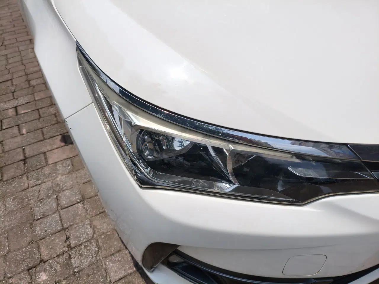 Toyota Corolla 2017 Revised Version 1.2T S-CVT GL — миниатюра 7