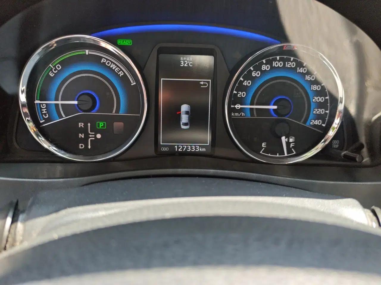 Toyota Corolla 2017 Revised Dual-Engine 1.8L E-CVT Elite Edition — миниатюра 12
