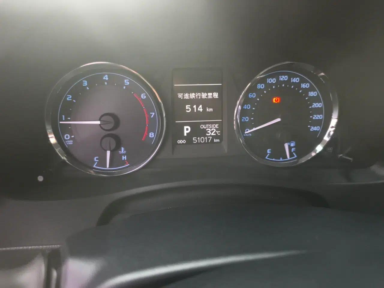 Toyota Corolla 2018 1.2T S-CVT GL-i Zhihui Edition — миниатюра 12