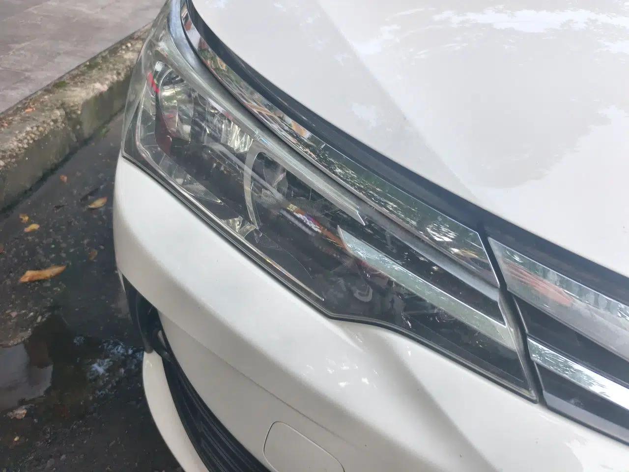 Toyota Corolla 2018 1.2T S-CVT GL-i Zhihui Edition — миниатюра 7