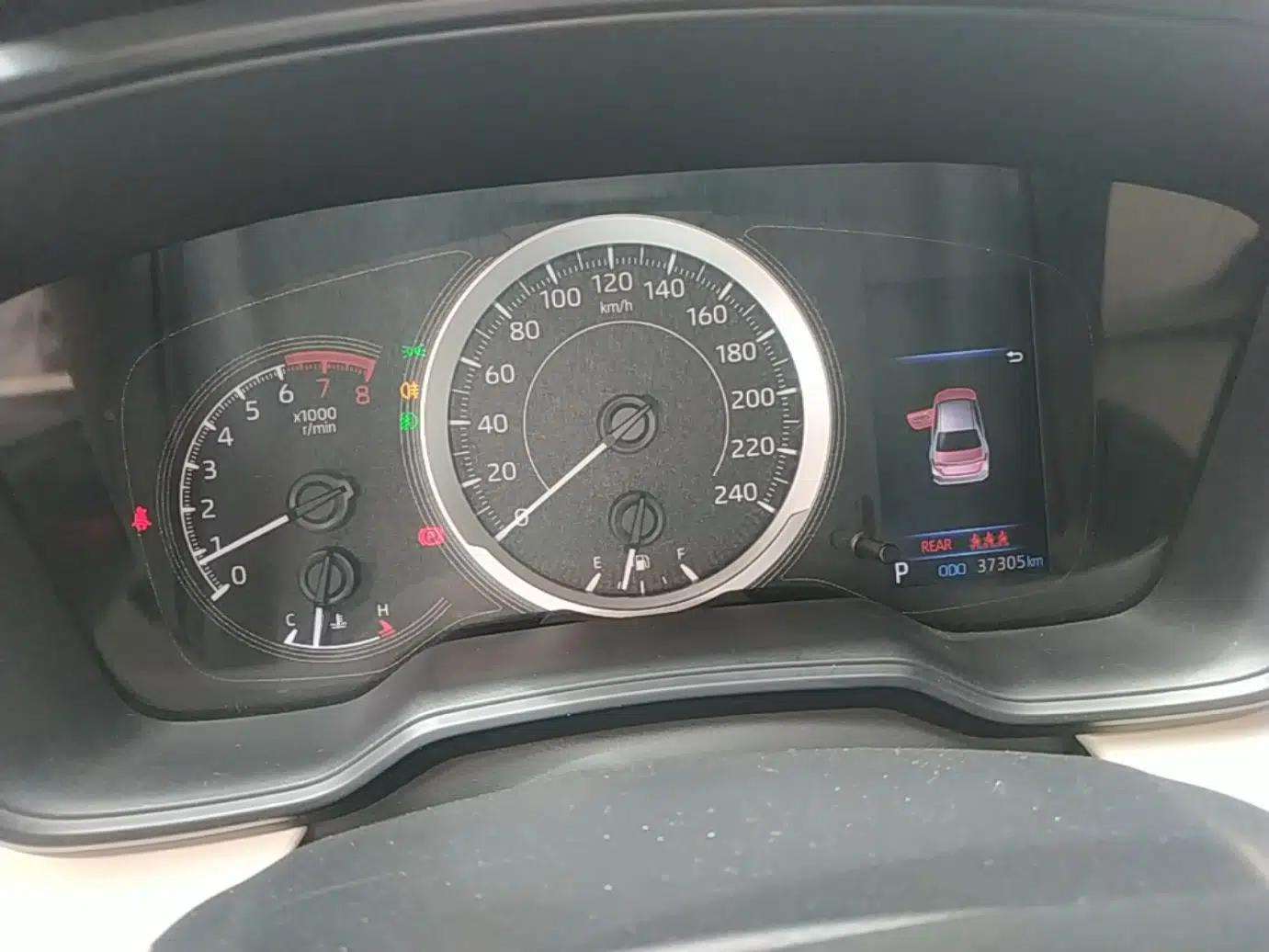 Toyota Corolla 2021 1.2T S-CVT Elite Edition — миниатюра 19