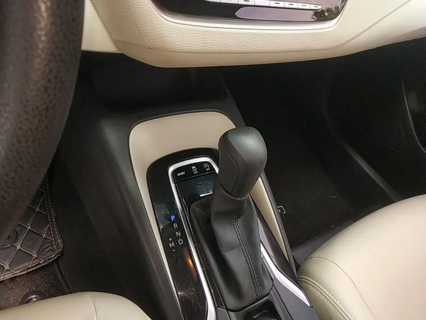 Toyota Corolla 2021 1.2T S-CVT Elite Edition — миниатюра 21