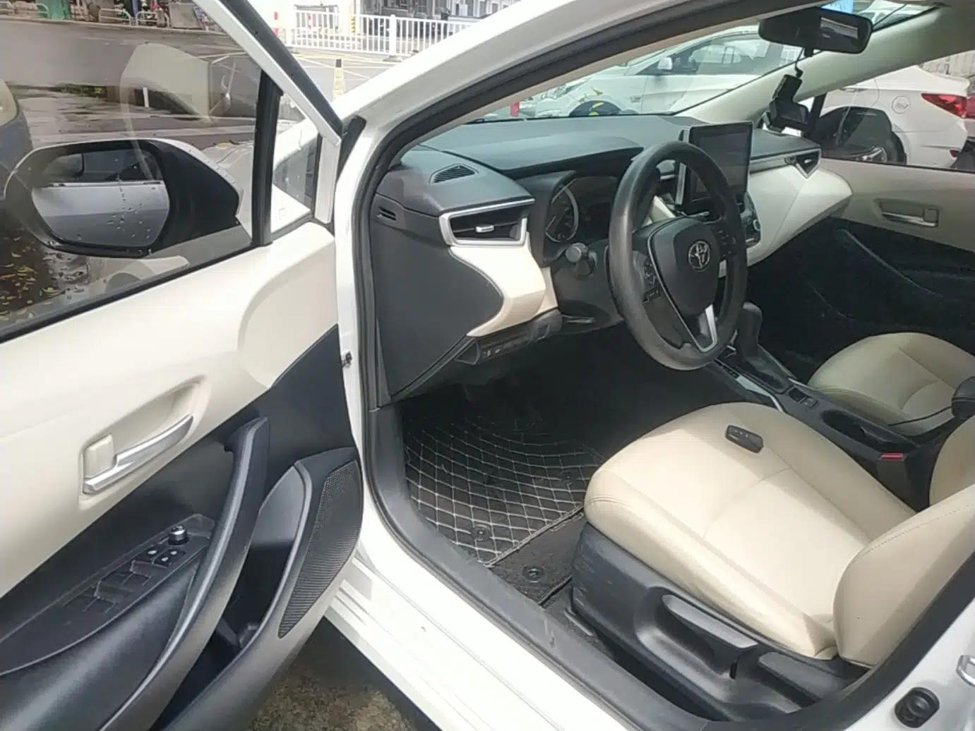 Toyota Corolla 2021 1.2T S-CVT Elite Edition — миниатюра 23