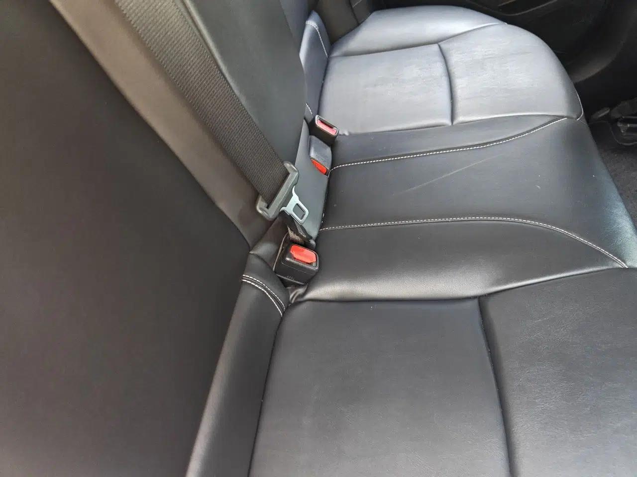 Toyota Corolla 2019 1.2T S-CVT GL Pioneer Edition — миниатюра 20
