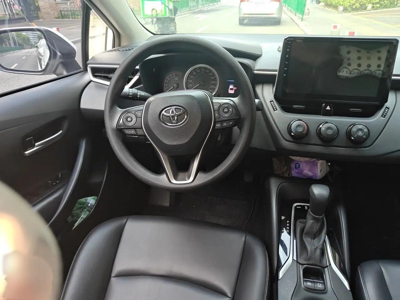 Toyota Corolla 2019 1.2T S-CVT GL Pioneer Edition — миниатюра 9