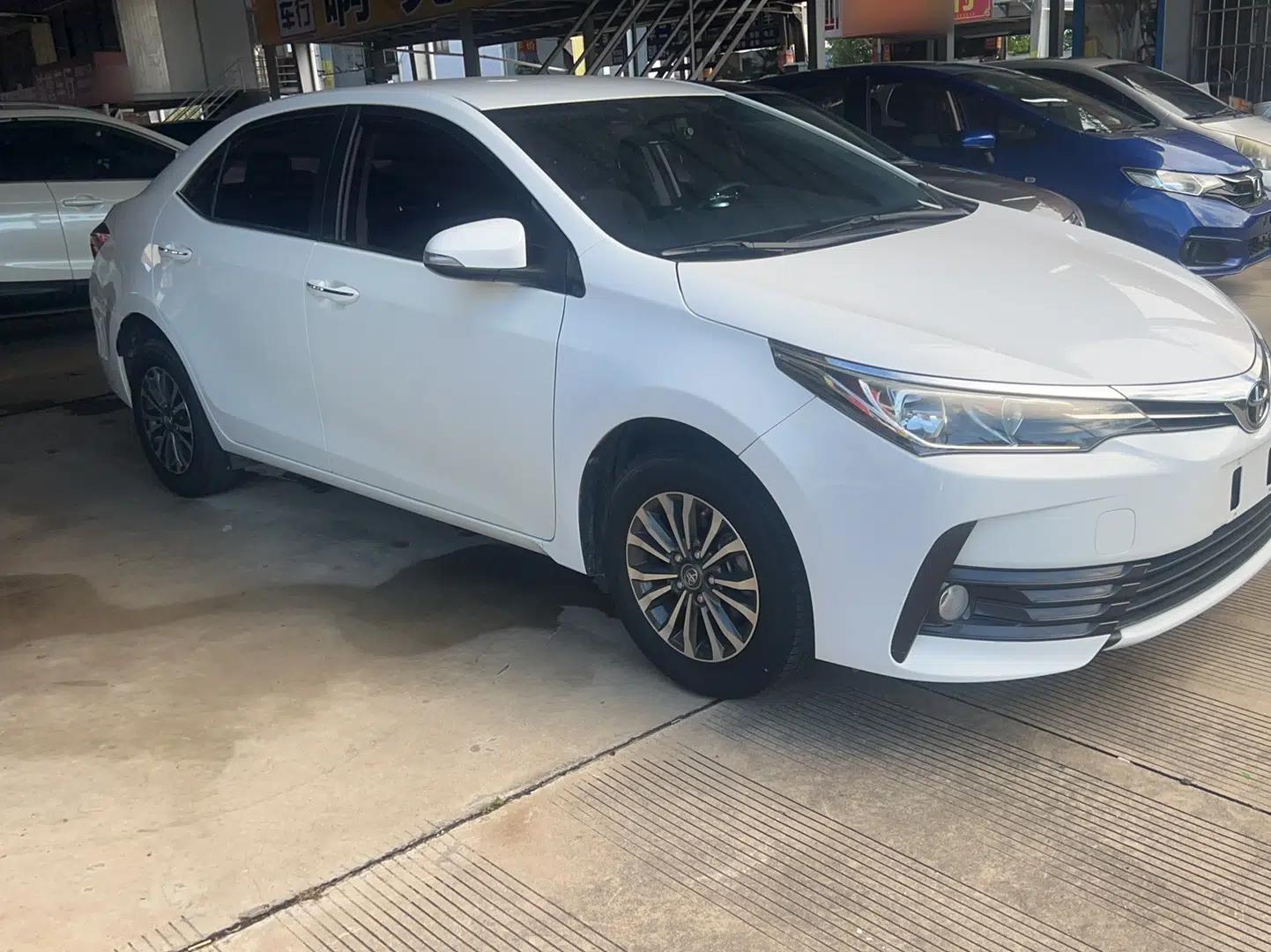 Toyota Corolla 2018 1.2T S-CVT GL Smart Enjoyment Version — миниатюра 2