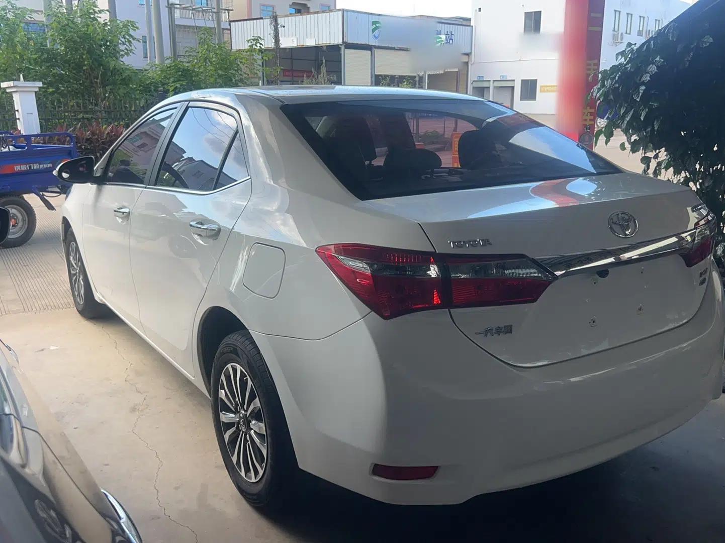 Toyota Corolla 2018 1.2T S-CVT GL Smart Enjoyment Version — миниатюра 5