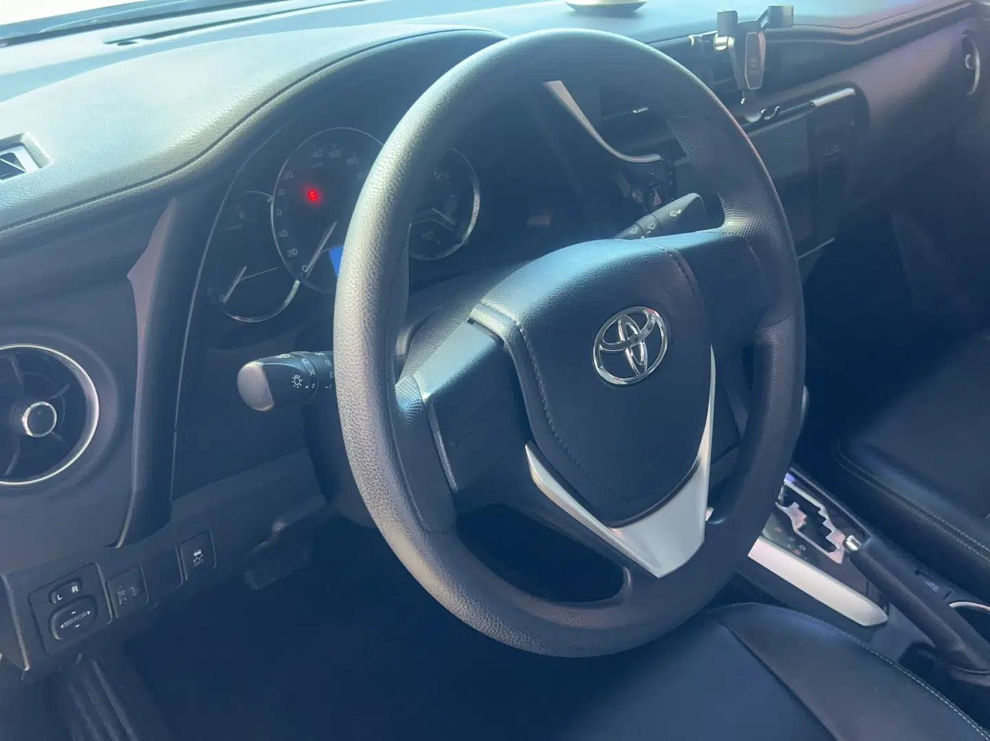 Toyota Corolla 2018 1.2T S-CVT GL Smart Enjoyment Version — миниатюра 10