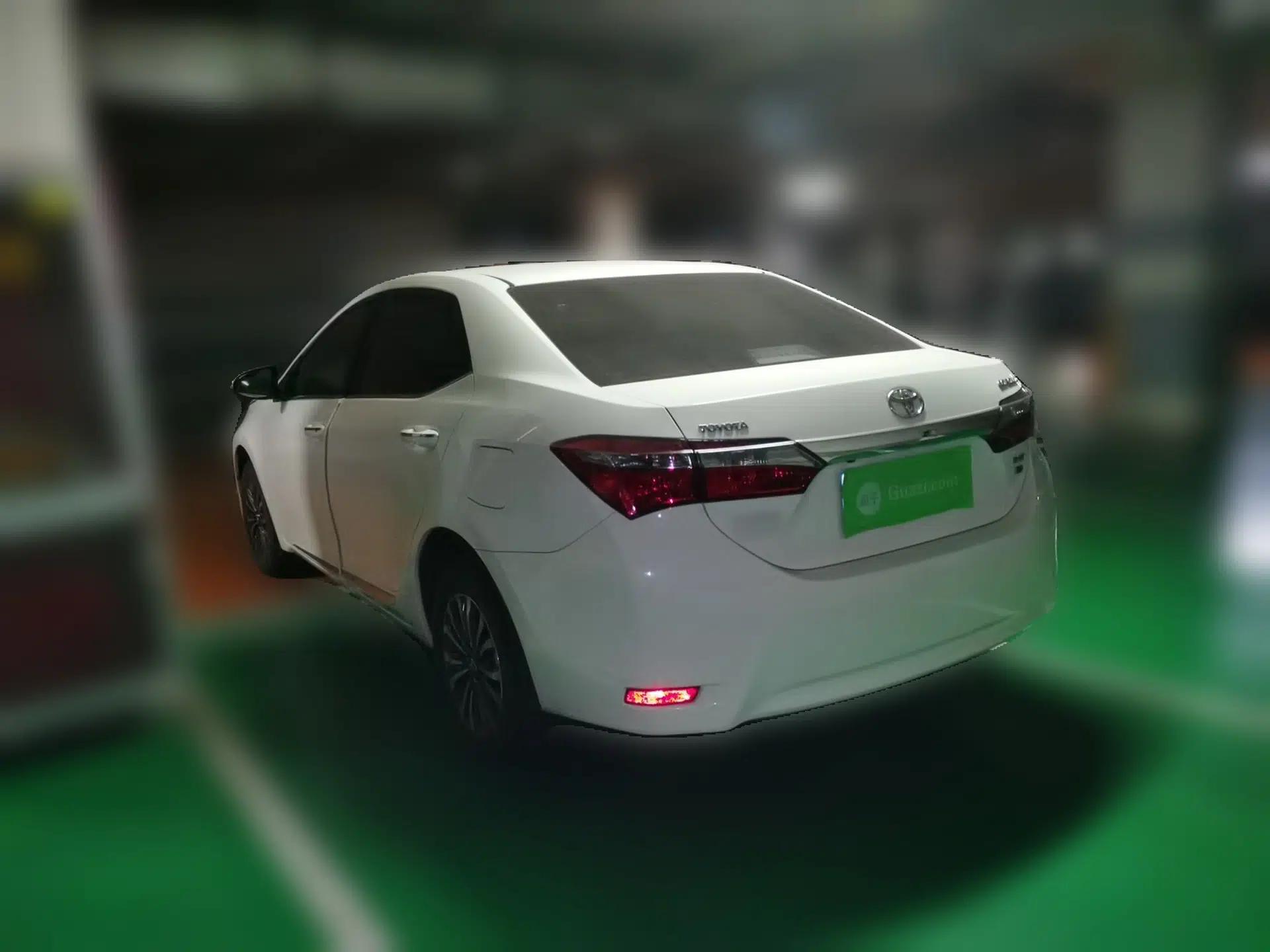 Toyota Corolla 2017 Revised Version 1.2T S-CVT GL-i — миниатюра 4