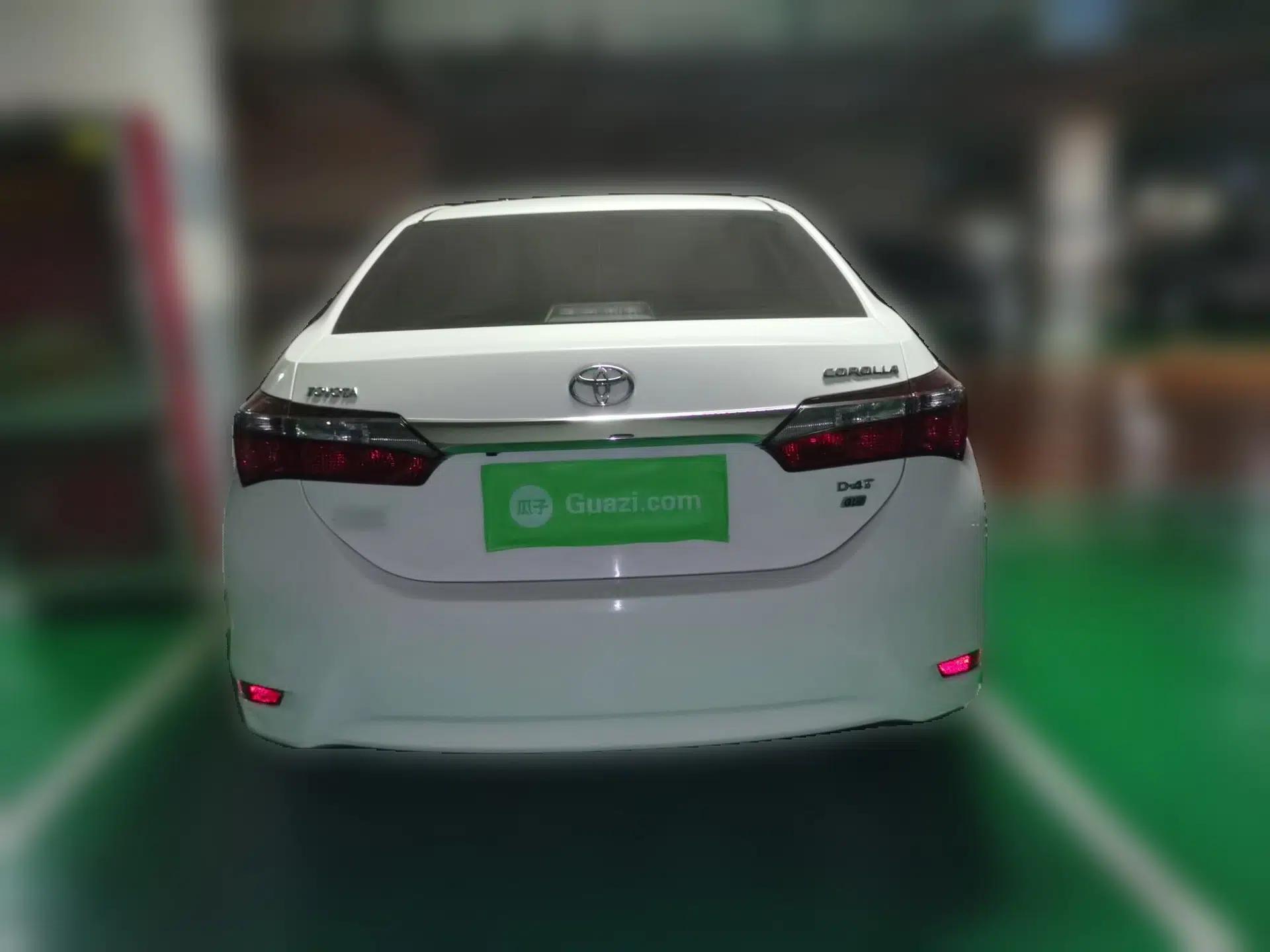 Toyota Corolla 2017 Revised Version 1.2T S-CVT GL-i — миниатюра 5