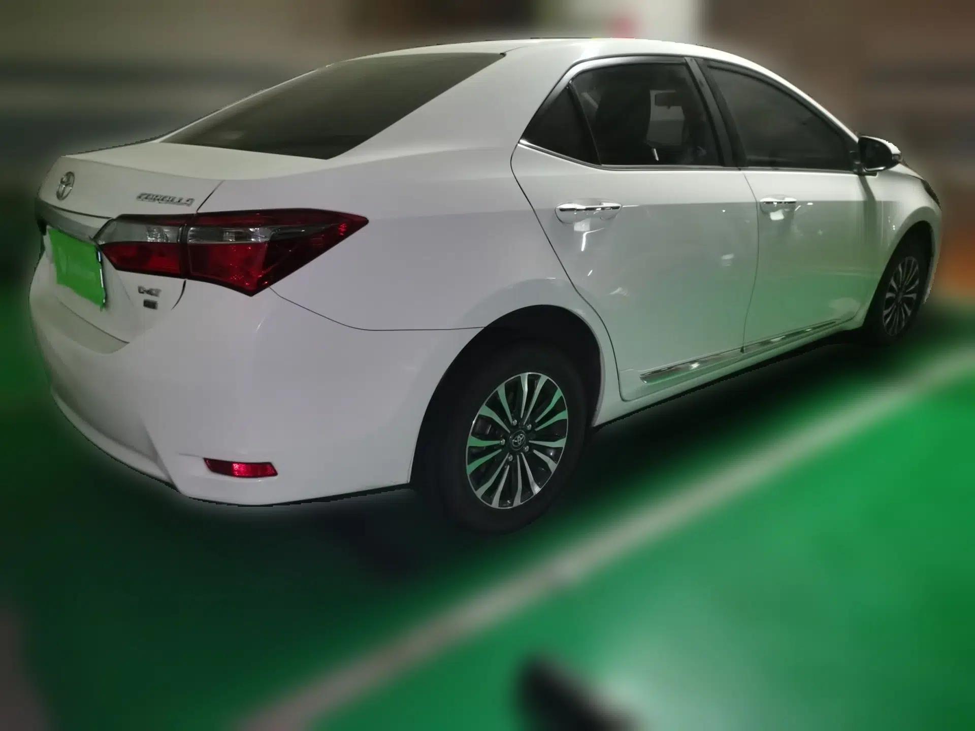 Toyota Corolla 2017 Revised Version 1.2T S-CVT GL-i — миниатюра 6