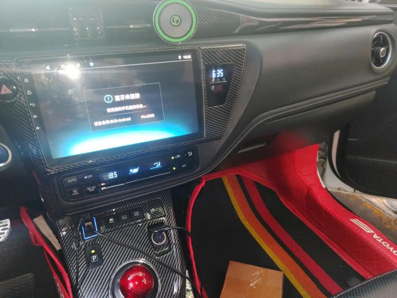 Toyota Corolla 2017 Revised Dual-Engine 1.8L E-CVT Leading Edition — миниатюра 13