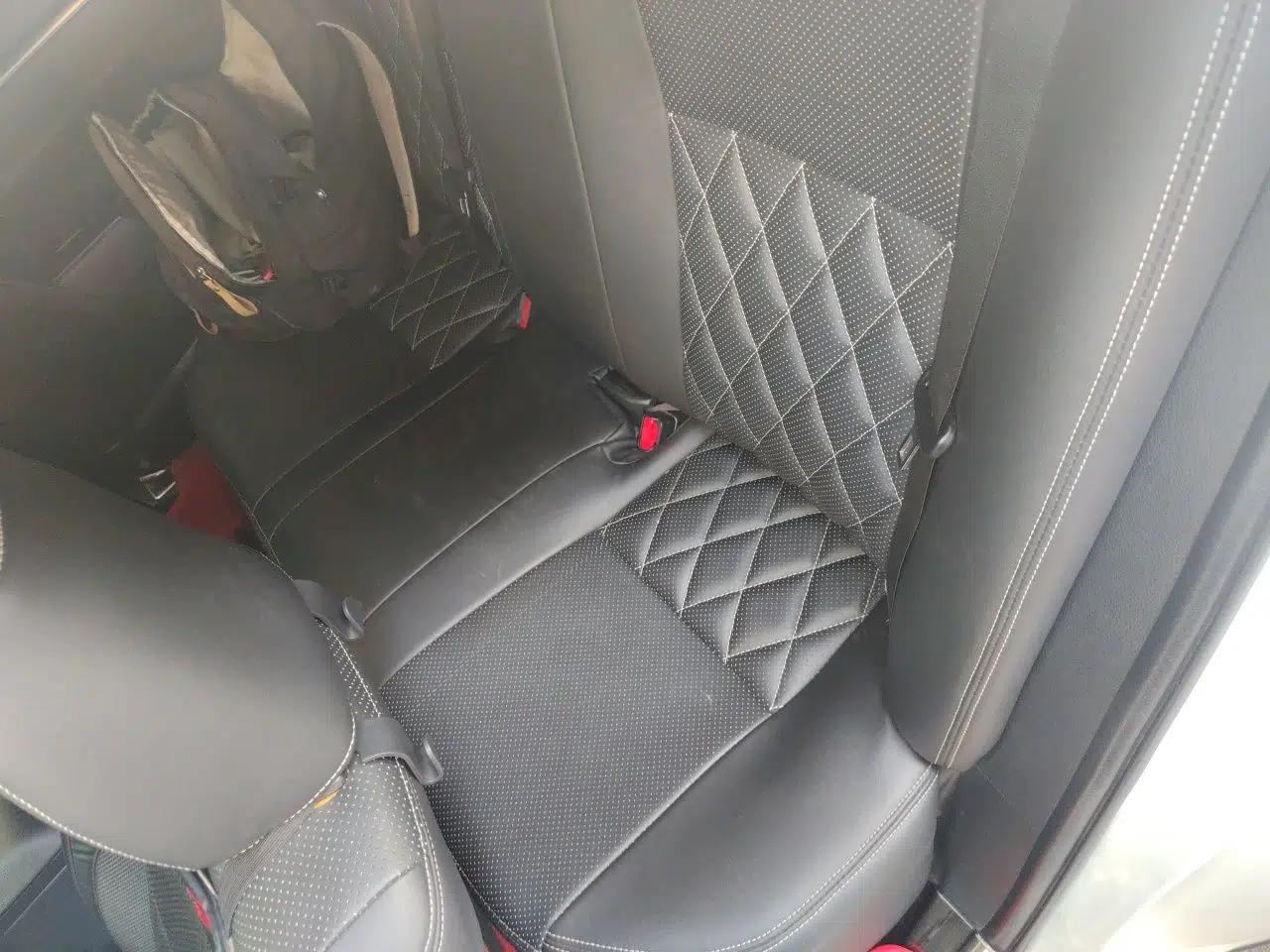 Toyota Corolla 2017 Revised Dual-Engine 1.8L E-CVT Leading Edition — миниатюра 17