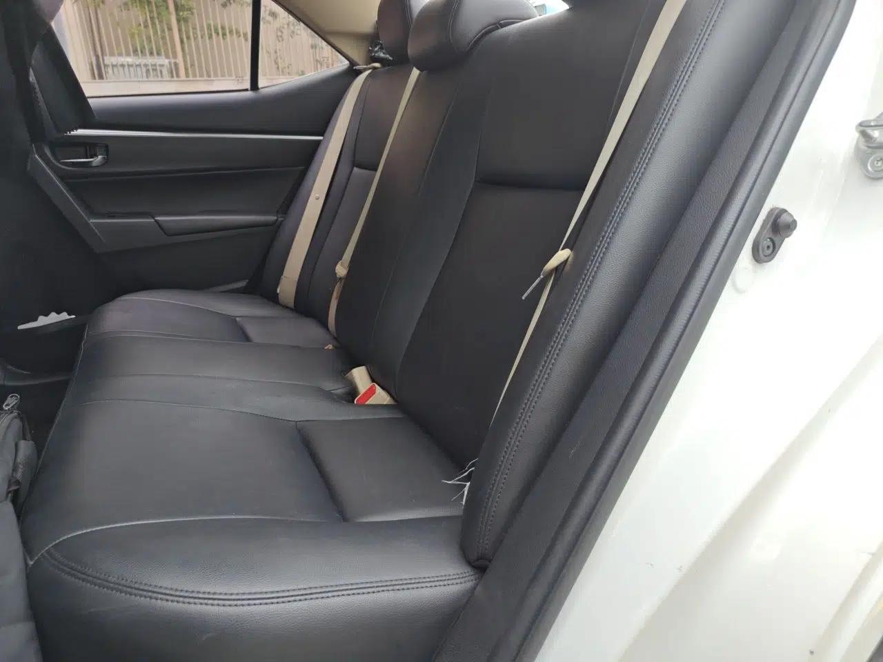Toyota Corolla 2017 Revised Version 1.2T S-CVT GL — миниатюра 17
