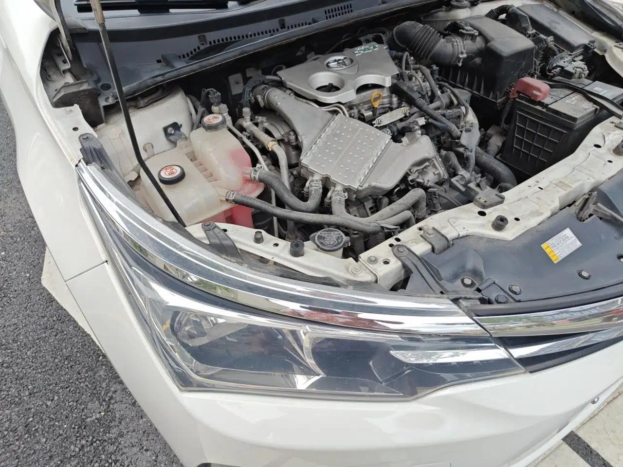Toyota Corolla 2017 Revised Version 1.2T S-CVT GL — миниатюра 7