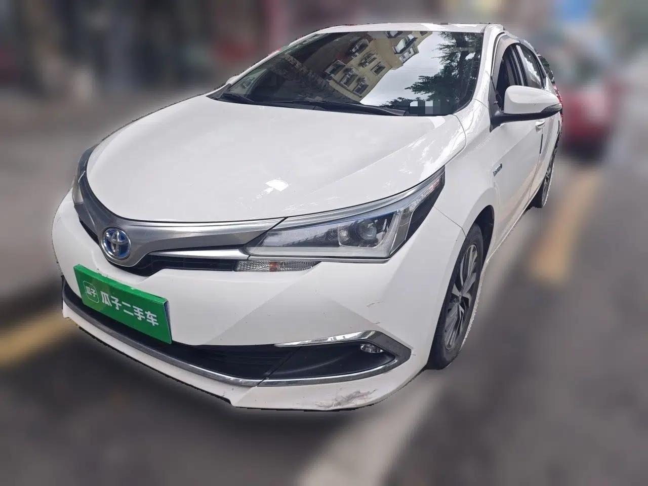 Toyota Corolla 2017 Revised Dual-Engine 1.8L E-CVT Leading Edition — миниатюра 1